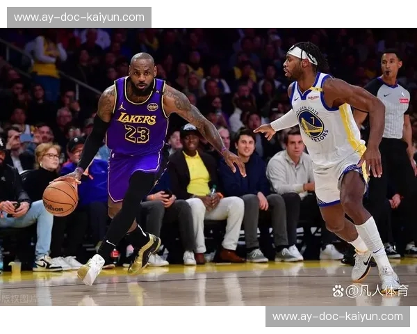 恩怨情仇的巅峰对垒:为何金州勇士与洛杉矶湖人的较量永远是篮坛的“春晚”? 恩怨情仇的巅峰对垒:为何金州勇士与洛杉矶湖人的较量永远是篮坛的“春晚”?